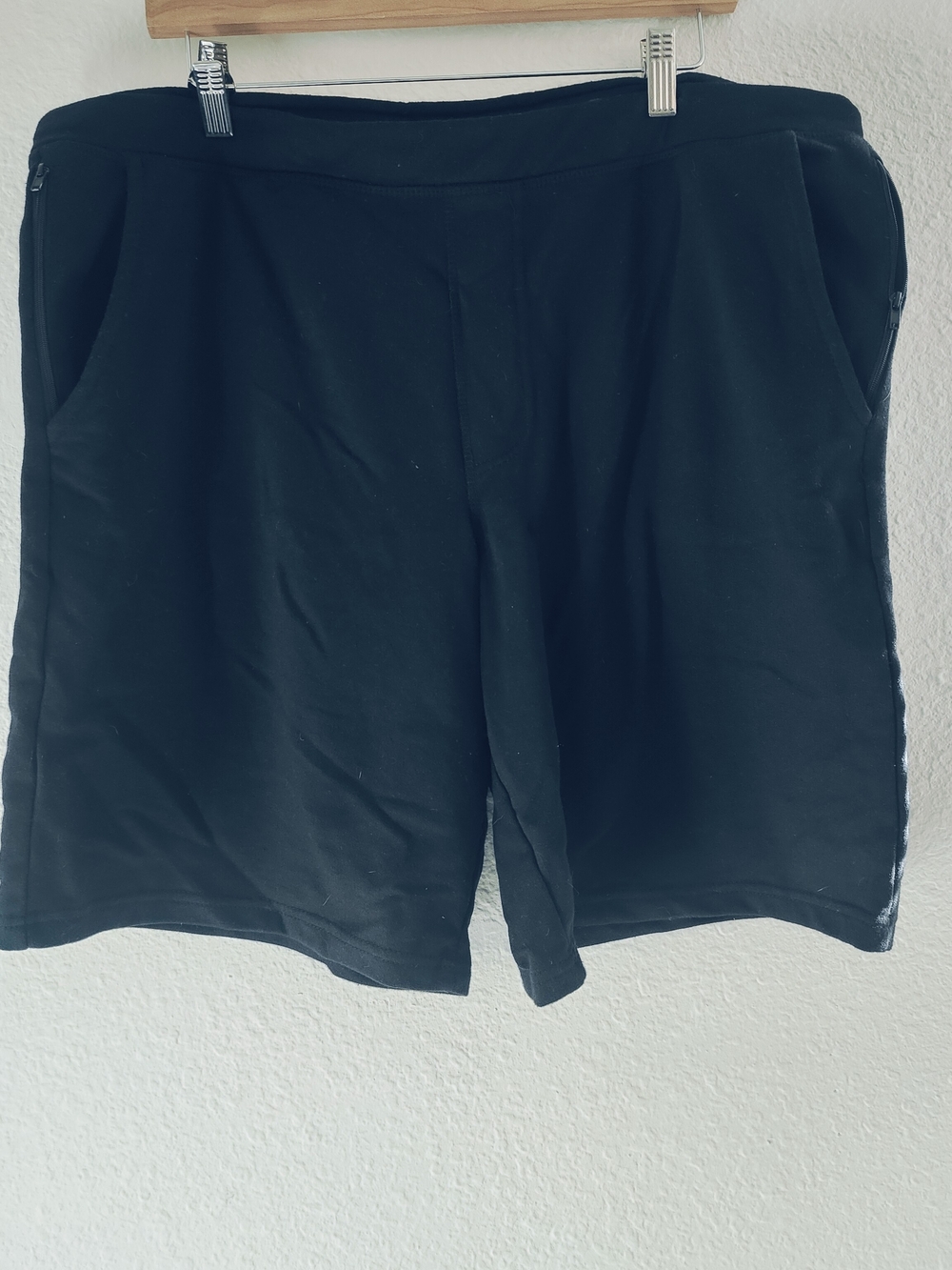 Eddie Bauer Men's Black Athletic Shorts
